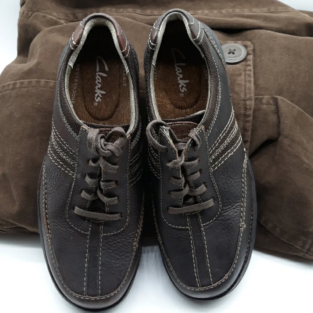 CLARKS LEATHER SHOES